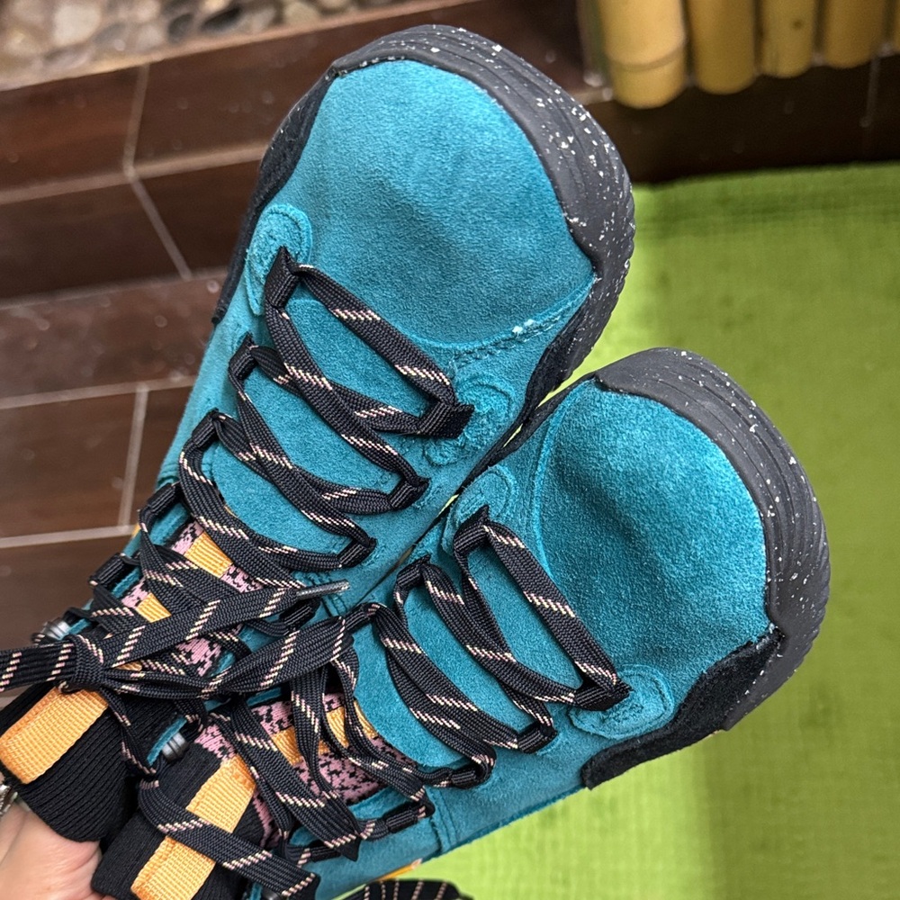 The North Face Teal and Black Outdoor Boots - Picture 6 of 8